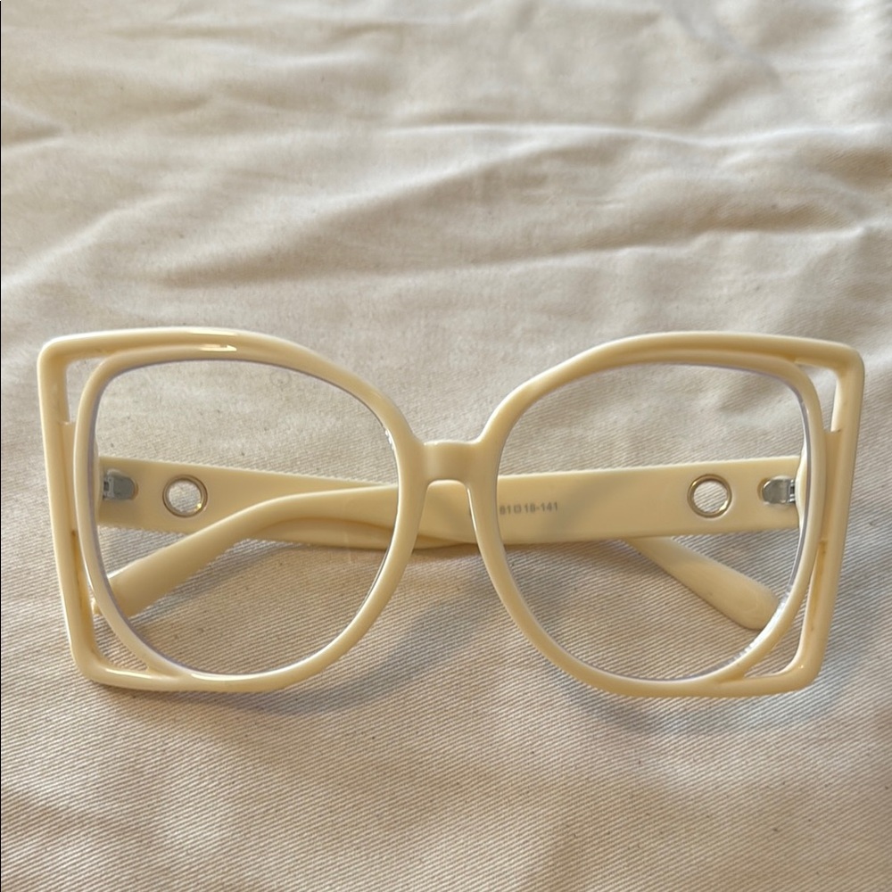 NWOT- Lifemand Cream Oversized Square Glasses with Case and Beige & Black Box
